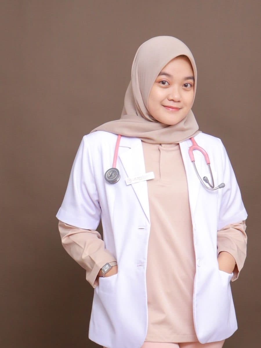 Portrait of dr. Heksa Trisnawati
